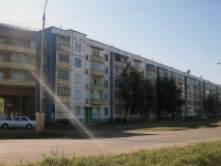 Bratsk, st Malyshev, house 6. Apartment house