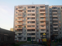 Bratsk, st Metallurgov, house 27. Apartment house