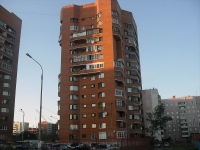 Братск, улица Советская, дом 20. многоквартирный дом