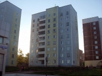 Bratsk, Sovetskaya st, house 30. Apartment house