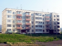 Bratsk, Volodarsky st, 房屋 4. 公寓楼