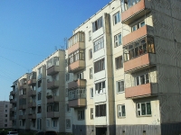 Bratsk, Volodarsky st, 房屋 6. 公寓楼
