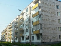 Bratsk, Volodarsky st, 房屋 12. 公寓楼