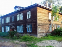 Bratsk, st Yeniseyskaya, house 63. Apartment house