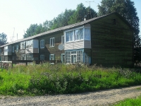 Bratsk, Zheleznodorozhnaya st, 房屋 38А. 公寓楼