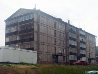 Bratsk, Rudnichny alley, 房屋 7. 公寓楼
