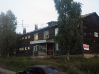 Bratsk, Tsentralnaya st, house 66. Apartment house