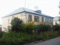 Bratsk, Baykalskaya st, house 37. Apartment house