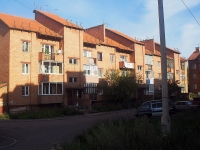 Bratsk, Pushkin st, house 9. Apartment house