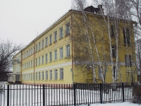 Bratsk, 学校 №13, Gidrostroiteley st, 房屋 31