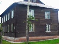 Bratsk, Naberezhnaya st, 房屋 27. 公寓楼