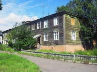 Bratsk, st Snezhnaya, house 7. Apartment house
