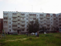 Bratsk, Zverev st, 房屋 12. 公寓楼