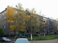 Bratsk, Kirov st, 房屋 19А. 公寓楼