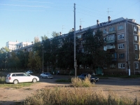 Братск, улица Курчатова, дом 52. многоквартирный дом