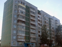 Братск, улица Курчатова, дом 64. многоквартирный дом