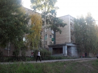 Братск, улица Курчатова, дом 76. общежитие