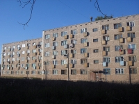 Братск, улица Курчатова, дом 78. общежитие