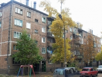 Bratsk, Pikhtovaya st, house 58. Apartment house