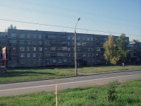 Bratsk, Ryabinovaya st, 房屋 21. 公寓楼