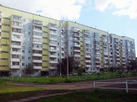 Bratsk, Ryabinovaya st, 房屋 30. 公寓楼