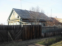 Vikhorevka, Bratskaya st, house 13. Private house