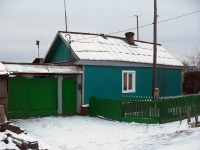 Vikhorevka, st Kirov, house 11. Private house