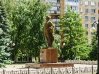 Kaluga, 纪念碑 С.М.КировуKirov st, 纪念碑 С.М.Кирову