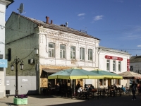 Kaluga, st Teatralnaya, house 13. Apartment house with a store on the ground-floor