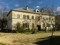 Borovsk, st Volodarsky, house 36. Apartment house