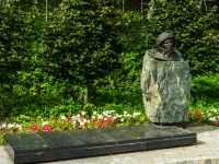 Borovsk, monument Ю. ГагаринуKommunisticheskaya st, monument Ю. Гагарину