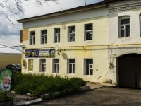 Боровск, площадь Ленина, дом 6. жилой дом с магазином