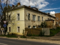 Borovsk, Lenin square, house 15. Apartment house