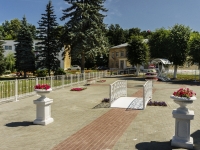 Tarusa, st Lenin. public garden