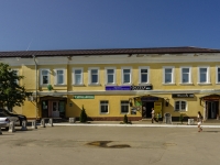 Tarusa, st Oktyabrskaya, house 2/1. multi-purpose building