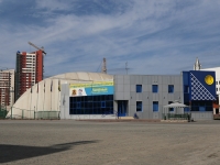 Kemerovo, 体育中心 Лазурный, губернский теннисный центр, Sovetsky Ave, 房屋 70 к.1