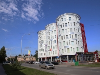 Кемерово, улица Рукавишникова, дом 20. многофункциональное здание