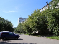 Kemerovo, Oktyabrsky avenue, house 9. Apartment house