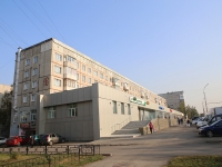 Kemerovo, Stroiteley blvd, 房屋 16. 公寓楼
