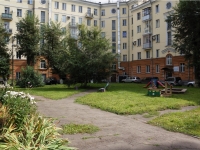 Novokuznetsk, Metallurgov avenue, house 39. Apartment house