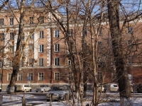 Novokuznetsk, Pionersky avenue, 房屋 8. 公寓楼