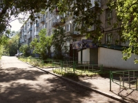 Novokuznetsk, Oktyabrsky avenue, house 23. Apartment house