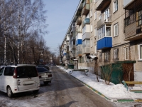 Novokuznetsk, Druzhby avenue, 房屋 35. 公寓楼