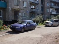 Novokuznetsk, Zyryanovskaya st, house 48. Apartment house