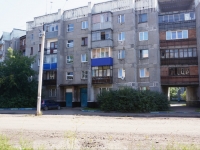 Novokuznetsk, Zyryanovskaya st, house 56. Apartment house