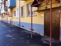 Novokuznetsk, Kirov st, 房屋 8. 公寓楼