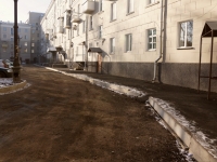Новокузнецк, Курако проспект, дом 30. многоквартирный дом