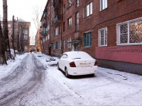 Novokuznetsk, Kutuzov st, house 26. Apartment house