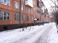 Novokuznetsk, Kutuzov st, house 30. Apartment house