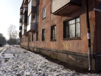 Novokuznetsk, Kutuzov st, house 42. Apartment house